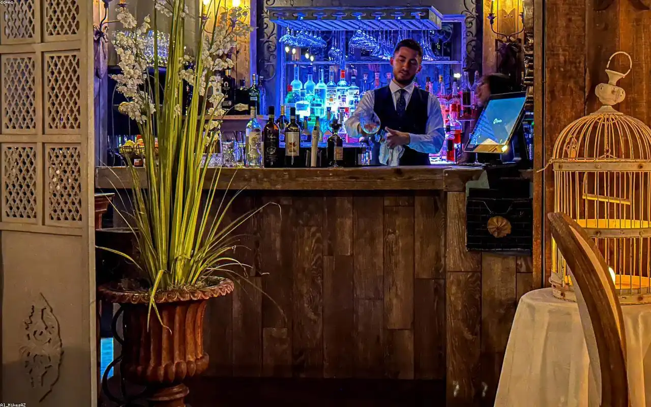 Person som väljer vatten framför alkohol